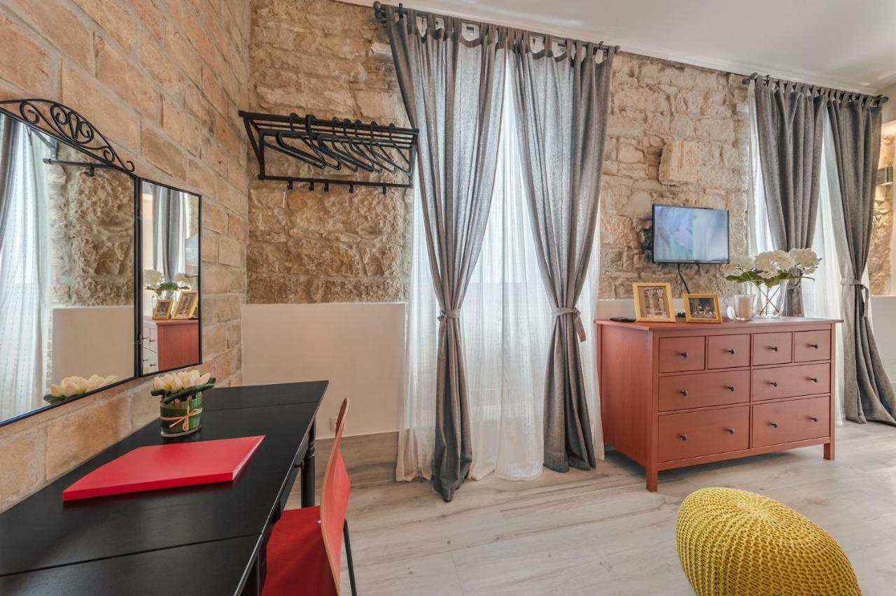 Porta D'Oro Rooms プーラ エクステリア 写真